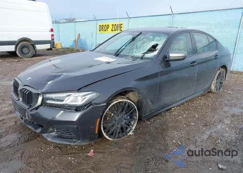 2021 BMW M550I xDrive z USA, uszkodzony, nr VIN WBA13BK02MCG07493